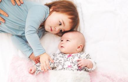 Panic mode! When Toddler meets Baby