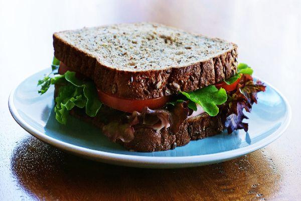 Back to school SOS - lunchbox hacks to ease you into it!