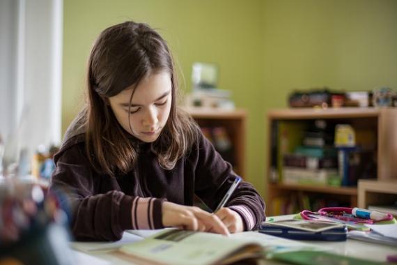 Are children getting too much homework? Rob Delaney sparks vital debate