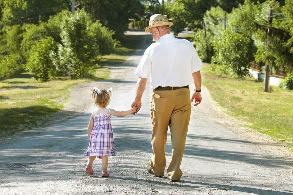 Elderly man dies and leaves behind Christmas gifts for two-year-old neighbour