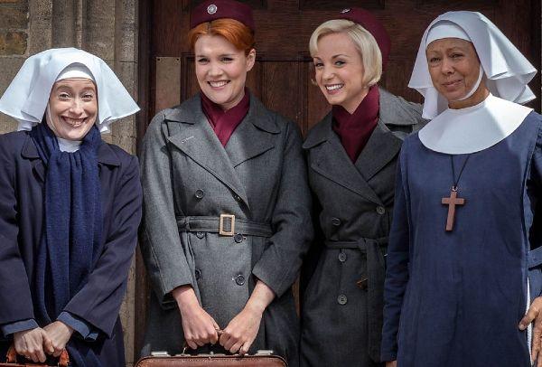 Quite hippy and simple: This Call the Midwife actor wed and she looks stunning