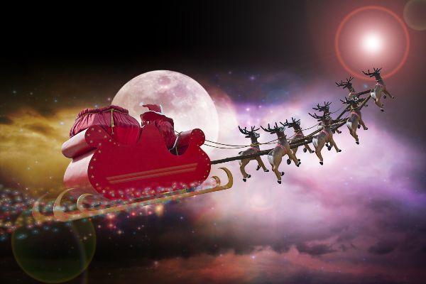 This new smartphone tool captures Rudolph eating carrots in your home on Christmas Eve