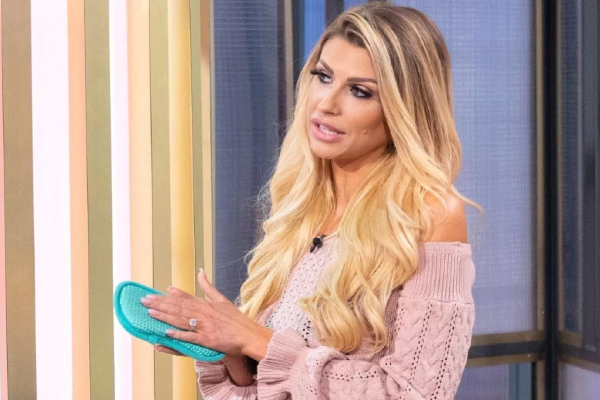 Body shaming angers me: Mrs Hinch opens up about her gastric band surgery