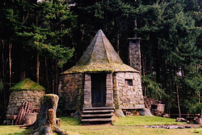 Hogwarts House: You can now stay in a MAGICAL replica of Hagrid's hut