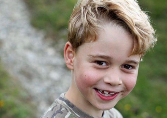 Kate and William share new photos of Prince George and he looks so adorable