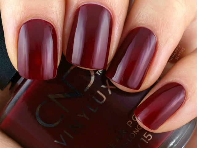 Your autumn nail colours should be inspired by earthy colours & crisp foliage