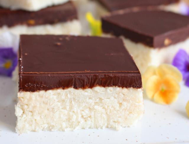 Our favourite recipe for bounty bites and so healthy