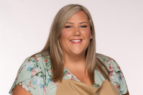 Bake Offs Laura Adlington shuts down cruel trolls after semi-final controversy 