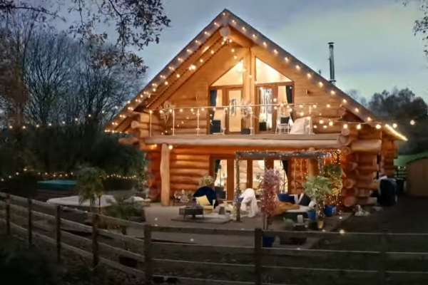 Watch: ITV release the trailer for their new winter-themed reality dating show