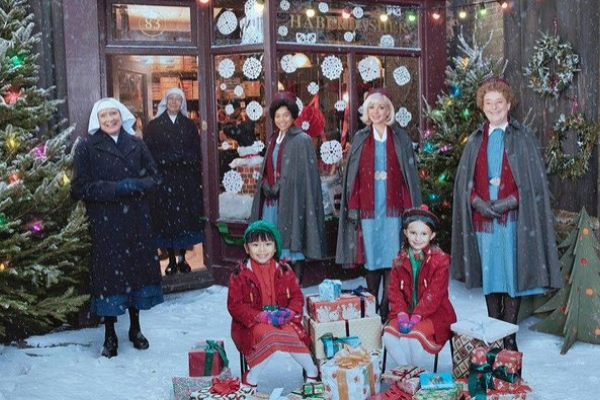 First look at behind-the-scene shots of Call the Midwife Christmas Special revealed