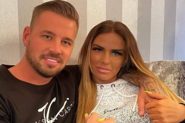 Baby #6! Katie Price announces that she and Carl Woods are expecting a baby