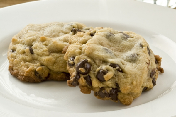 Baking: This Chocolate & Apple Oat Cookie recipe is a must-try