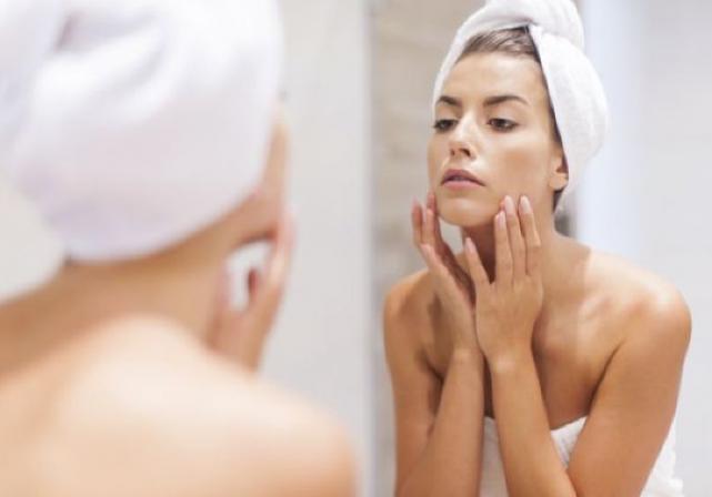 So THIS is the order you should apply your daytime skincare routine