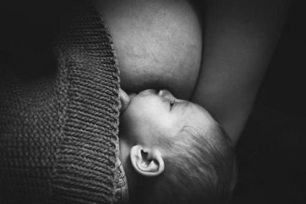 HSE highlights research showing COVID-19 antibodies pass to babies through mothers’ breastmilk