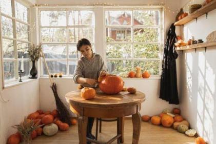 35 fun fall activities to add to your familys autumn bucketlist 