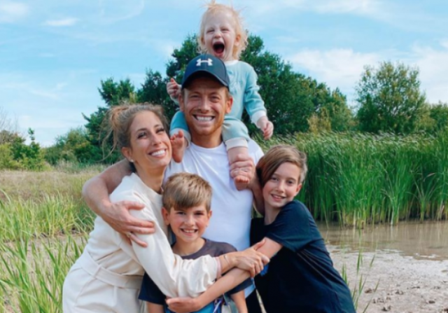 Stacey Solomon and her family have won Halloween with their costumes this year!
