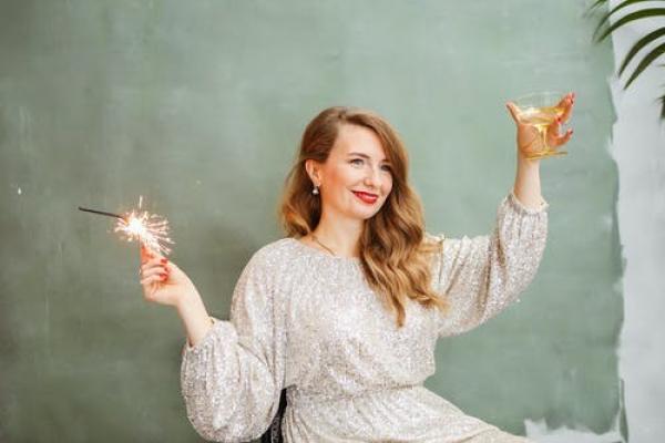 Its time to get your glitter on! This seasons most stunning, shimmering style selections