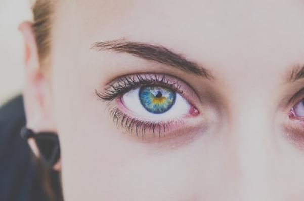 Tried & Tested: Clarins new Double Eye Serum is the key to tackling dark under eyes once and for all?