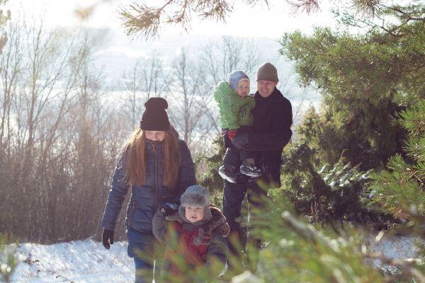 7 simple ways to stay fit over the Christmas period (no gym needed)