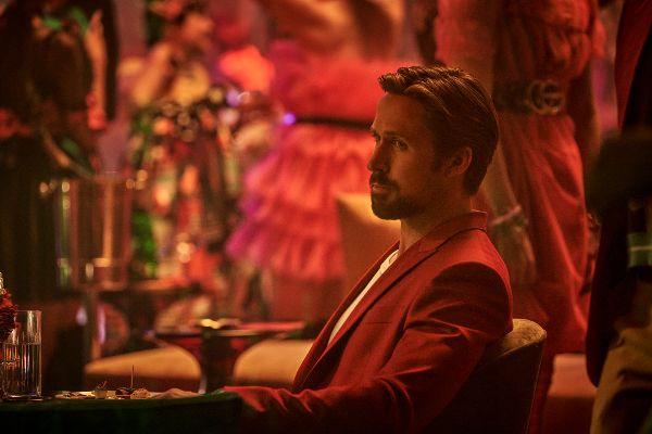 First Look: Ryan Gosling, Regé Jean Page & Chris Evans star in The Gray Man