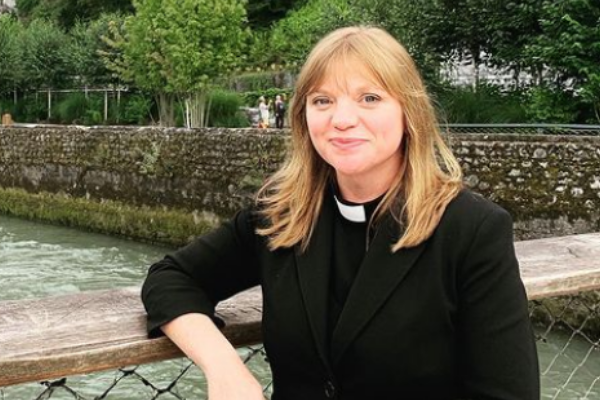 Goggleboxs Reverend Kate Bottley marks World Blood Donor Day by donating blood live on TV